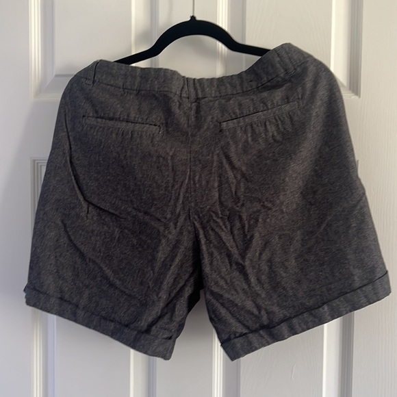 Light cotton shorts - Picture 2 of 3